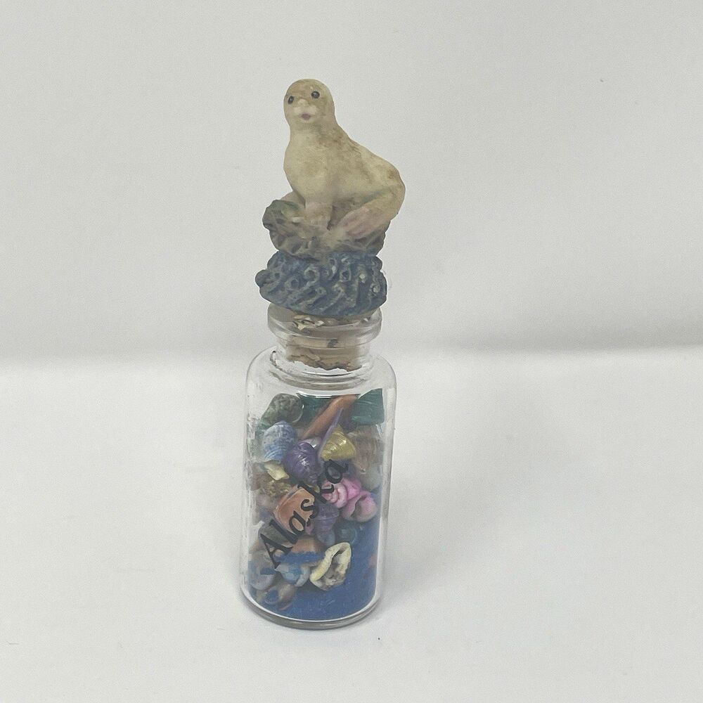 VTG Alaska Souvenir Magnet Shell Bottle Seal